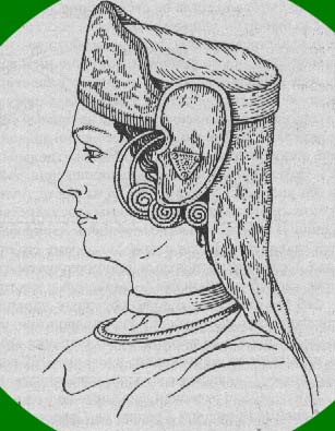 Женщина с височными кольцами...